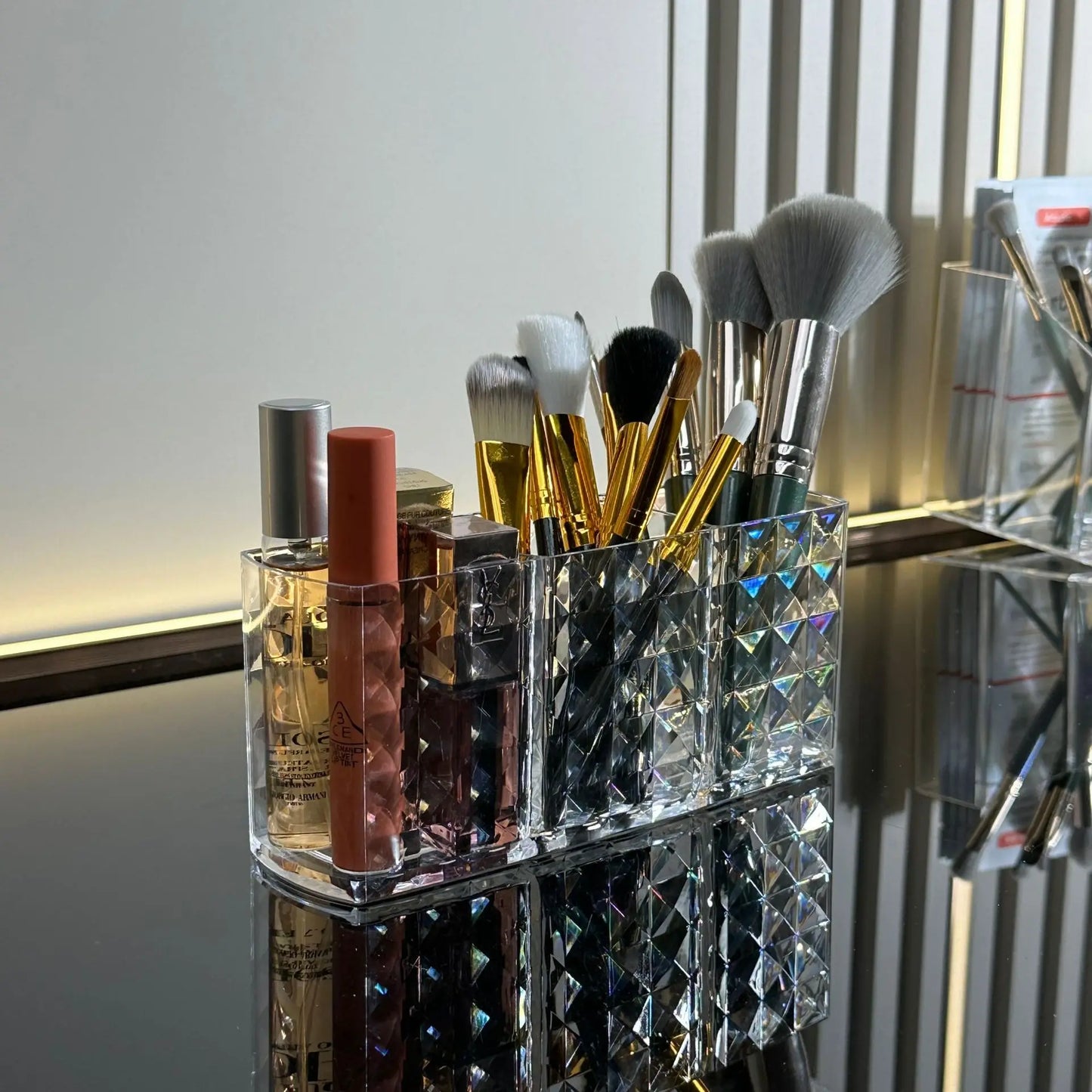 1PC Clear Acrylic Triple Grid Makeup Brush Holder Desk Cosmetic Organiser Lipstick Storage LipstickStorage Holder